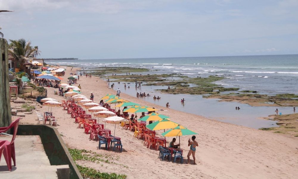 Serviços turísticos na Bahia recuam entre janeiro e fevereiro 1%