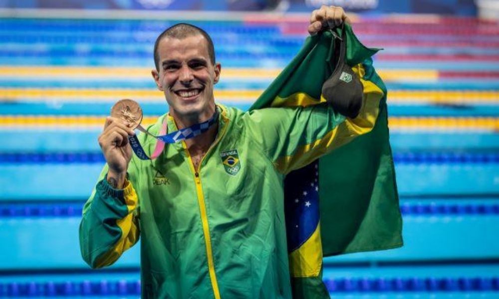 Bruno Fratus conquista a medalha de bronze nos 50m livre nos Jogos Olímpicos