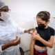 Vacinômetro: 74,4% da população de Camaçari está vacinada com a primeira dose