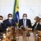 Bolsonaro entrega medida provisória para substituir o Bolsa Família