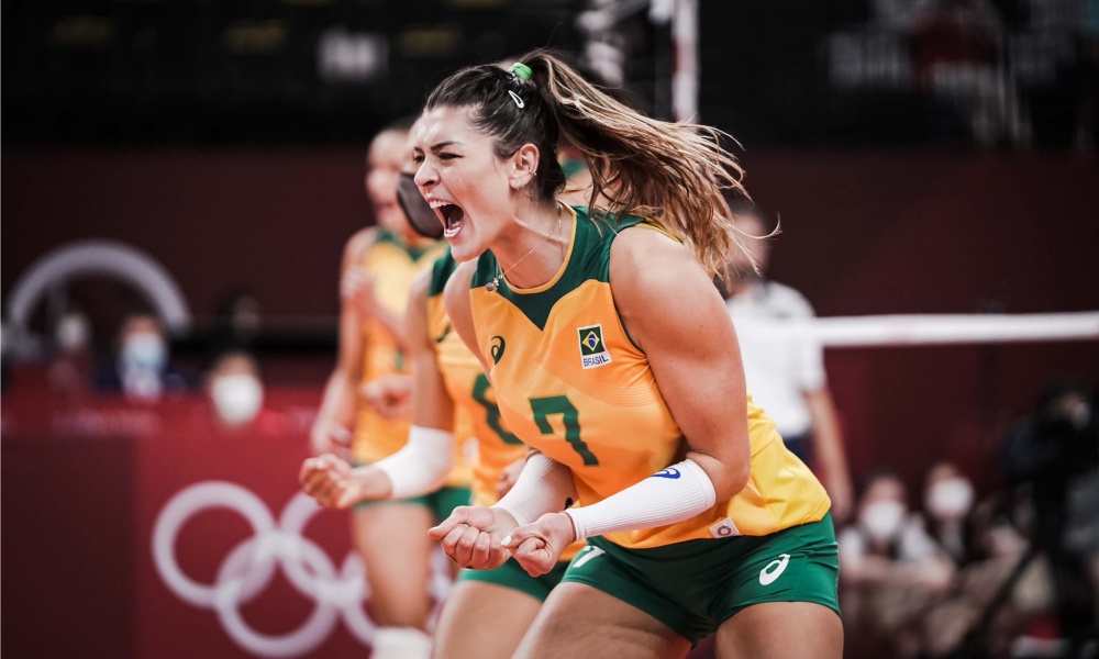 Brasil vence Comitê Russo no vôlei feminino e vai para semifinal
