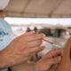 Primeira dose da vacina contra Covid-19 é suspensa nesta quinta-feira em Camaçari
