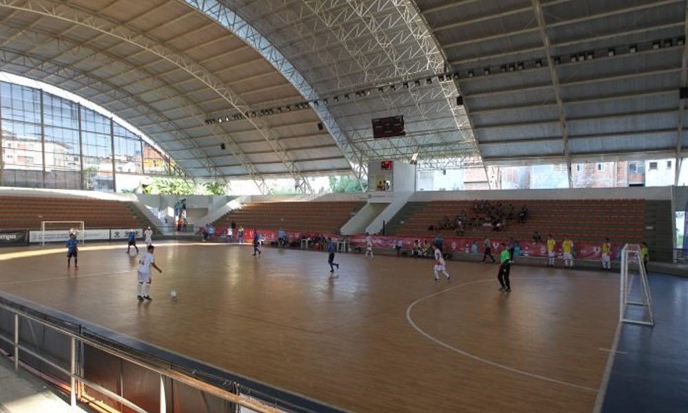 Ginásio de Cajazeiras abre inscrições para aulas gratuitas de futsal