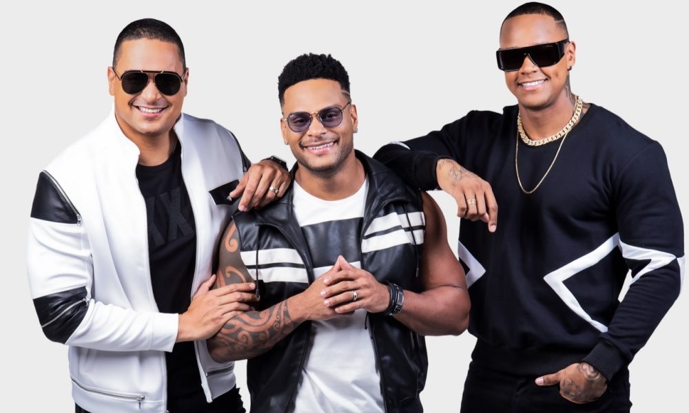 Léo Santana, Parangolé e Harmonia confirmam show em Salvador para dezembro