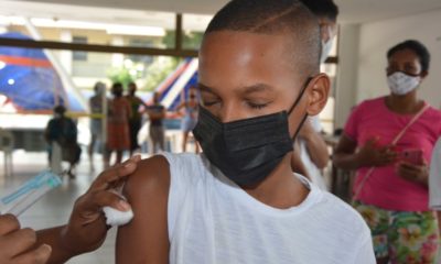 Salvador: vacina contra Covid-19 será aplicada em estudantes da rede municipal