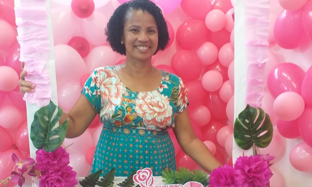 Outubro Rosa: "O câncer não é o fim, é possível vencer", afirma Marinalva Vencedora, que enfrentou a doença três vezes