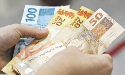 Trabalhadores nascidos em dezembro podem sacar até R$ 1 mil no FGTS