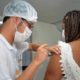 Aplicação das três doses da vacina contra Covid-19 continua em Salvador nesta quinta-feira