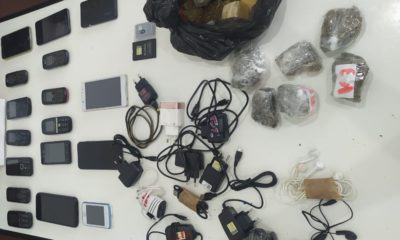 Polícia impede entrada de 2kg de maconha e 16 celulares em presídio de Salvador