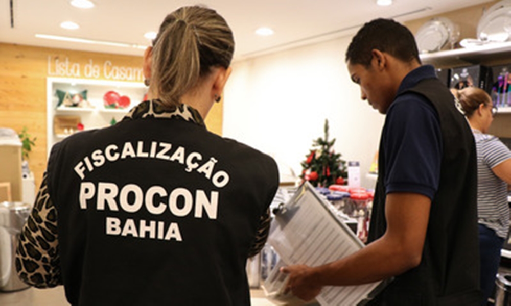 Procon inicia operação Natal 2021 em mercados e supermercados da capital baiana