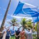 Selos Bandeira Azul são renovados em Guarajuba e Itacimirim
