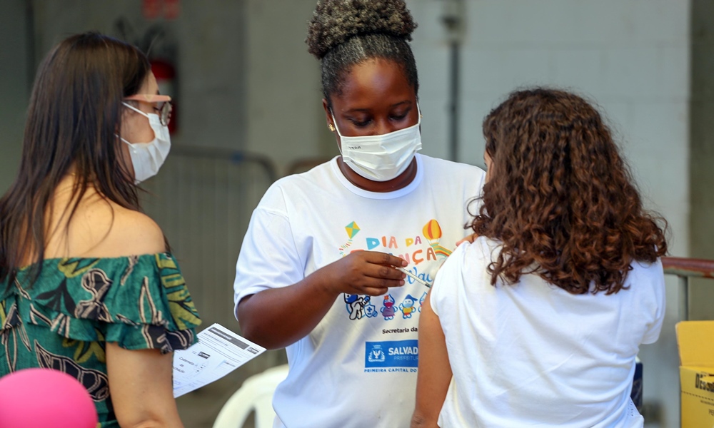 Mais de 8 mil crianças já receberam a vacina contra Covid-19 em Salvador