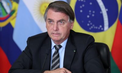 Justiça Eleitoral determina retirada de outdoors de Bolsonaro em Simões Filho