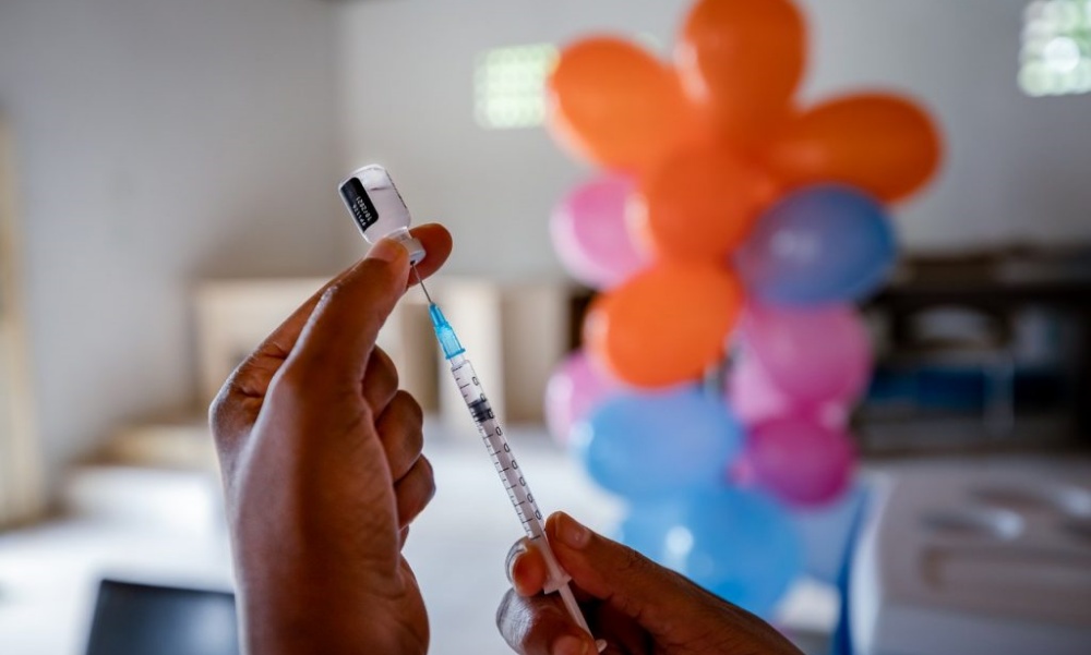 Bahia deve receber mais de 46 mil doses de CoronaVac para vacinação infantil