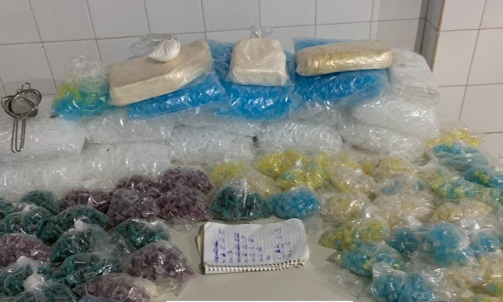 Polícia apreende quase 4 mil porções de droga na zona rural de Simões Filho