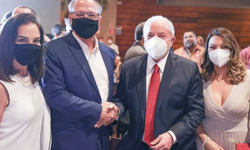 Lula diz não ver “nenhum problema” em ter Alckmin como seu vice