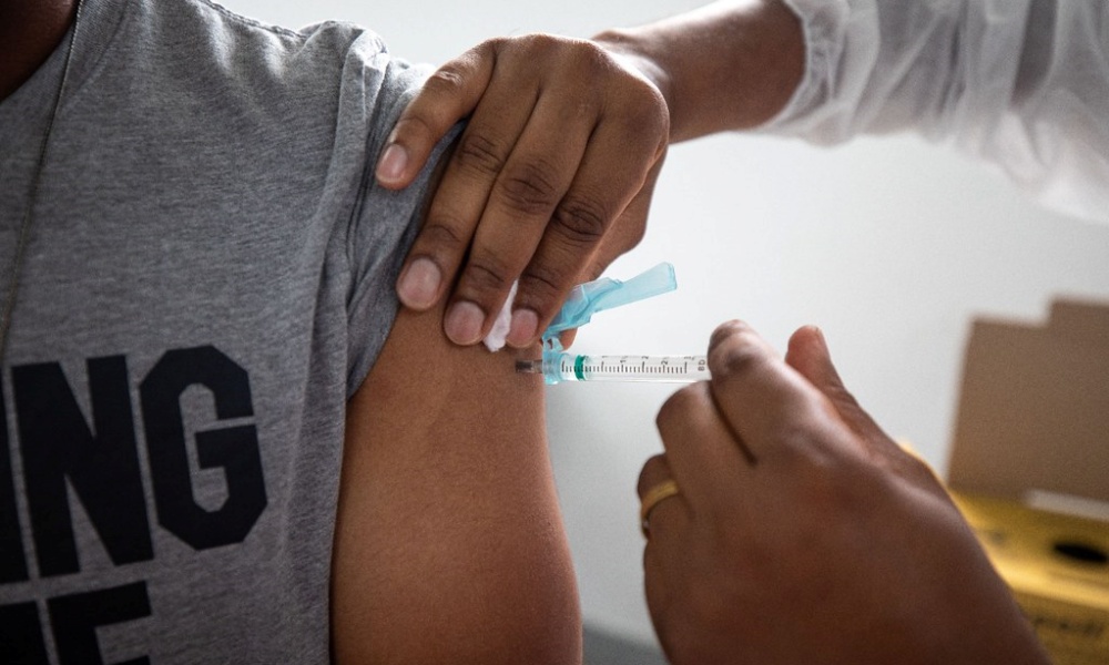 Confira locais de vacinação contra a Covid-19 em Camaçari nesta quinta-feira