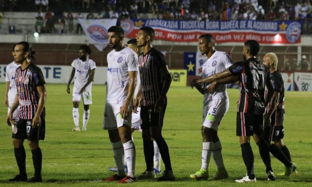 Atlético de Alagoinhas ganha do Bahia e assume vice-liderança do Baianão