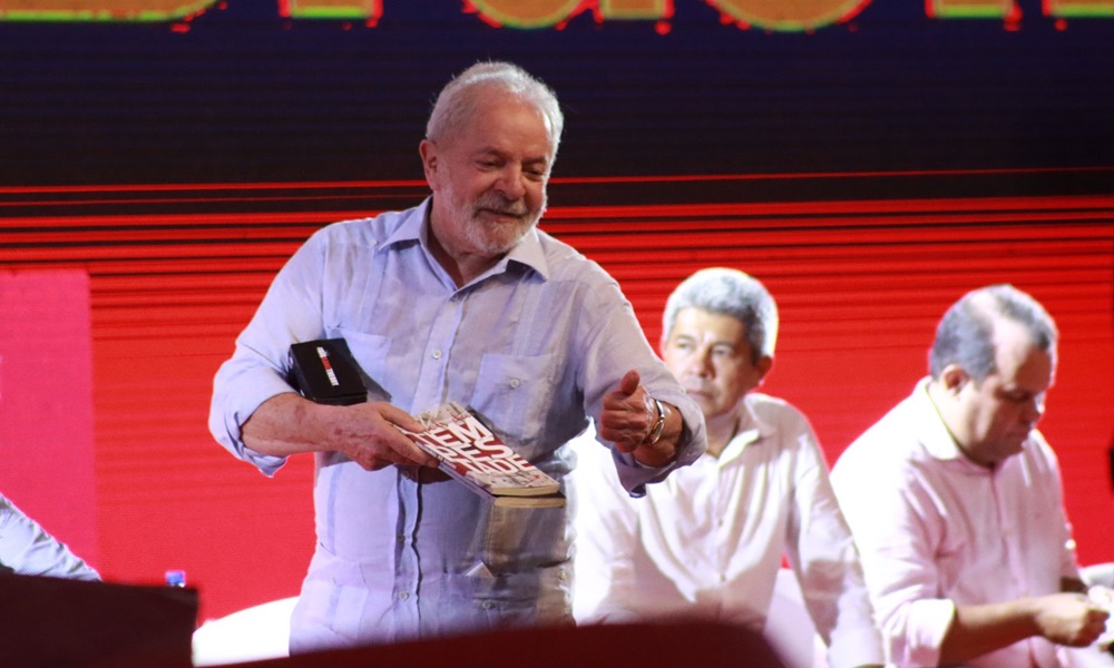 Lula tem o triplo das intenções de voto de Bolsonaro na Bahia