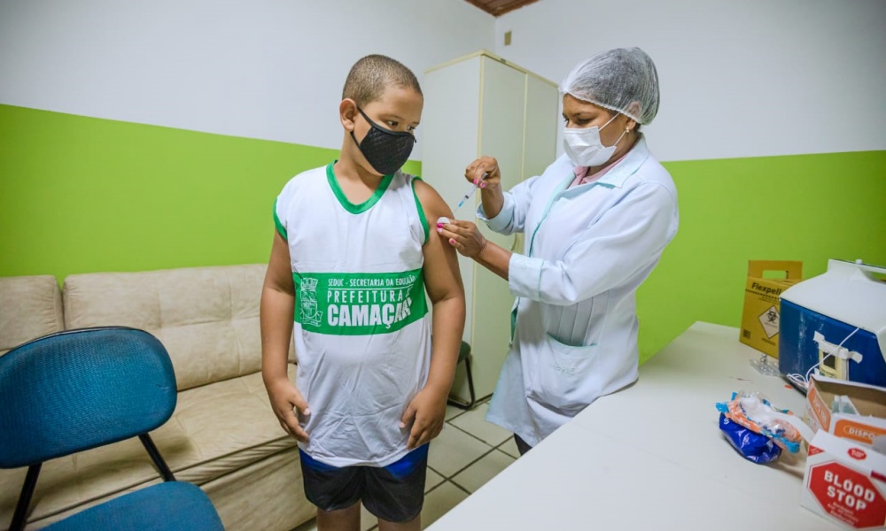 Camaçari imunizou 464 crianças contra Covid-19 com vacinação nas escolas municipais