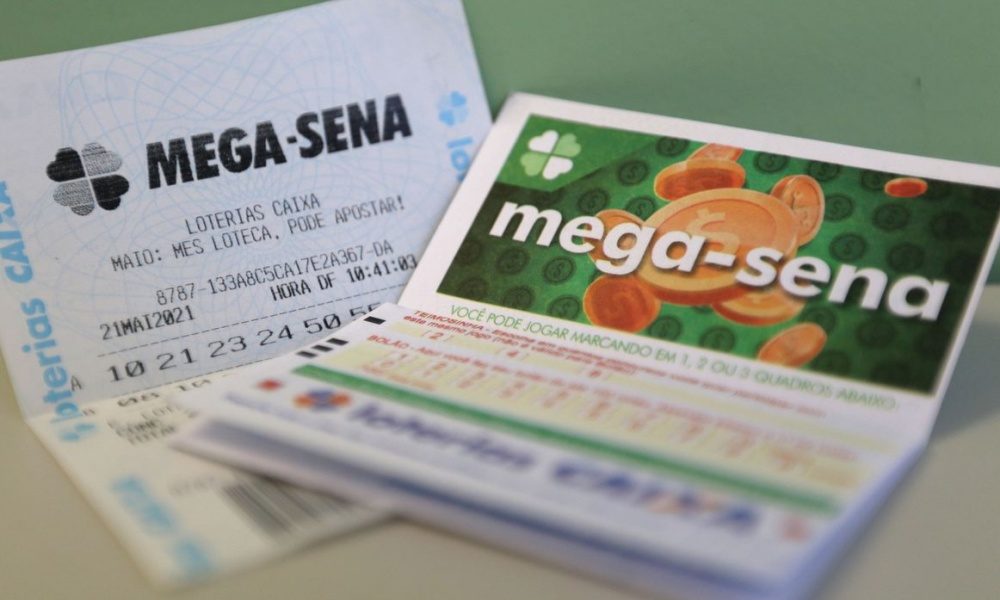 Ninguém acerta dezenas da Mega-Sena e prêmio acumula em R$ 100 milhões