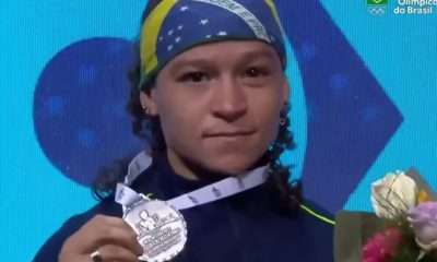 Baiana Bia Ferreira fica com o vice-campeonato no Mundial Feminino de Boxe