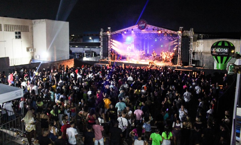 Alto nível: shows de Tayrone e Léo Santana agitam Vip Music Hall em Camaçari