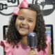 Conheça Karin Barros, representante de Camaçari no The Voice Brasil Kids