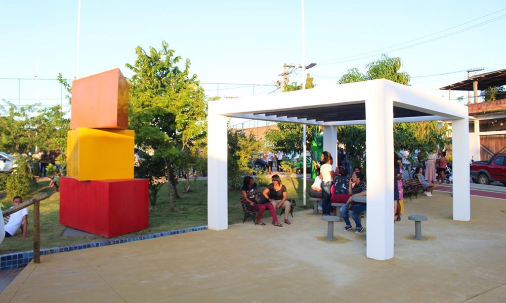 Com integração entre lazer e esporte, Elinaldo inaugura Praça Virgínia Reis Tude no Verdes Horizontes