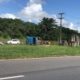 Três feridos são socorridos pela Bahia Norte após tombamento de caminhão na Via Parafuso