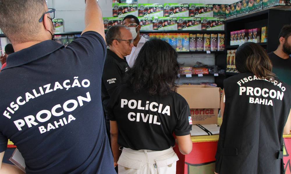 Pontos de vendas de fogos de artifício são fiscalizados em Salvador e RMS
