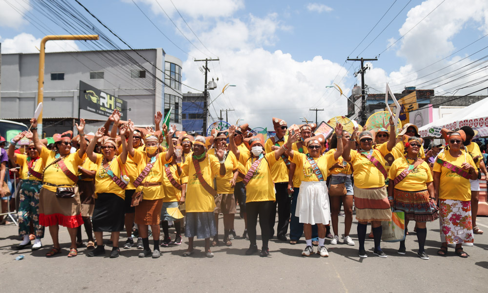 Camaçari 264 anos: sem pandemia, desfile leva brilho e alegria para avenida