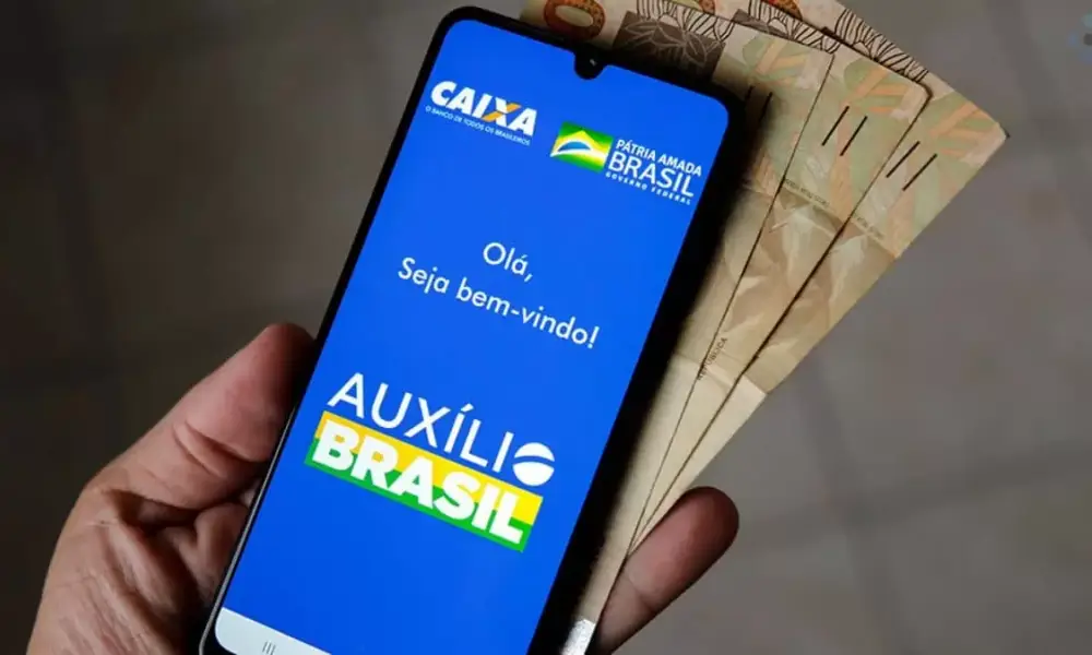 Caixa paga parcela de novembro do Auxílio Brasil para beneficiários com NIS final 8