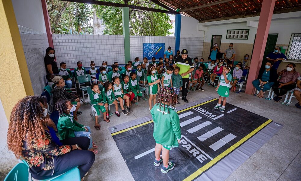 STT realiza ações educativas na Semana Nacional do Trânsito na Escola Zumbi dos Palmares