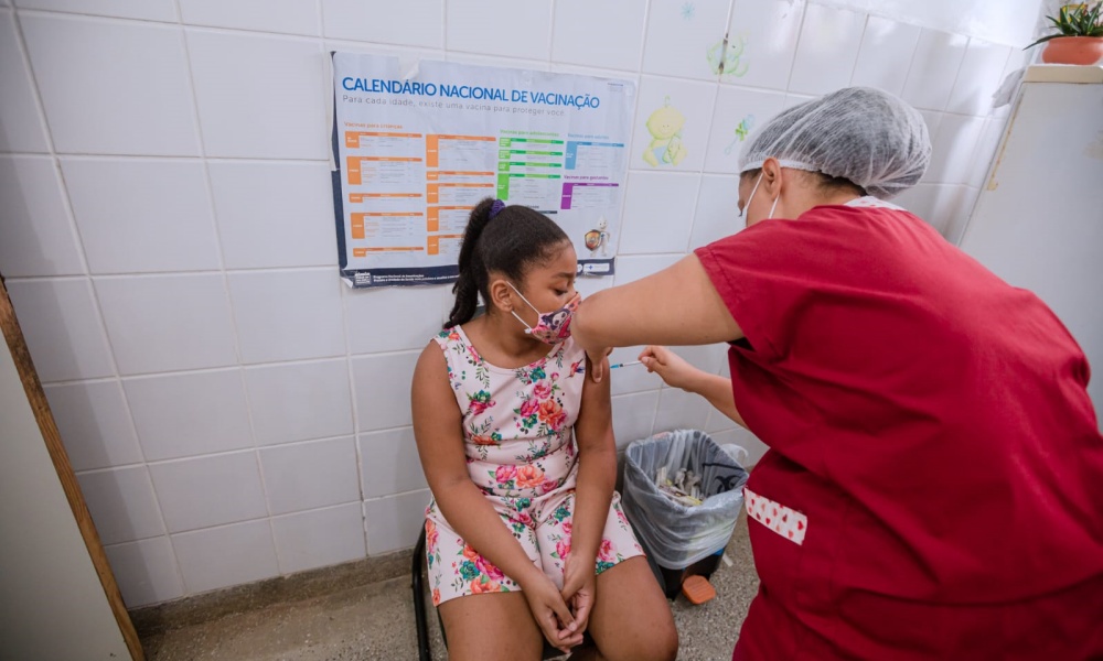 Sesau alerta para baixa vacinação infantil em Camaçari e convoca responsáveis a levarem crianças