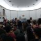 Estudantes da Ufba ocupam salão nobre da reitoria e protestam contra cortes no orçamento