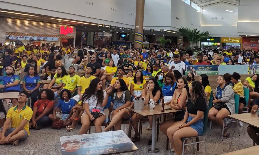 Em supertelão, Boulevard Shopping Camaçari exibe segundo jogo do Brasil nesta segunda-feira