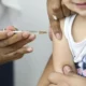 Covid-19: crianças de seis meses a menores de três anos são cadastradas para vacinação em Lauro de Freitas