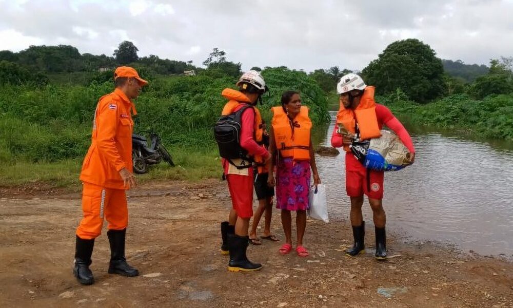Chuvas: 495 pessoas estão desabrigadas e 8.803 desalojadas na Bahia