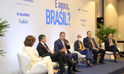 Em evento sobre desafios do governo de transição de Lula, Rui critica orçamento secreto