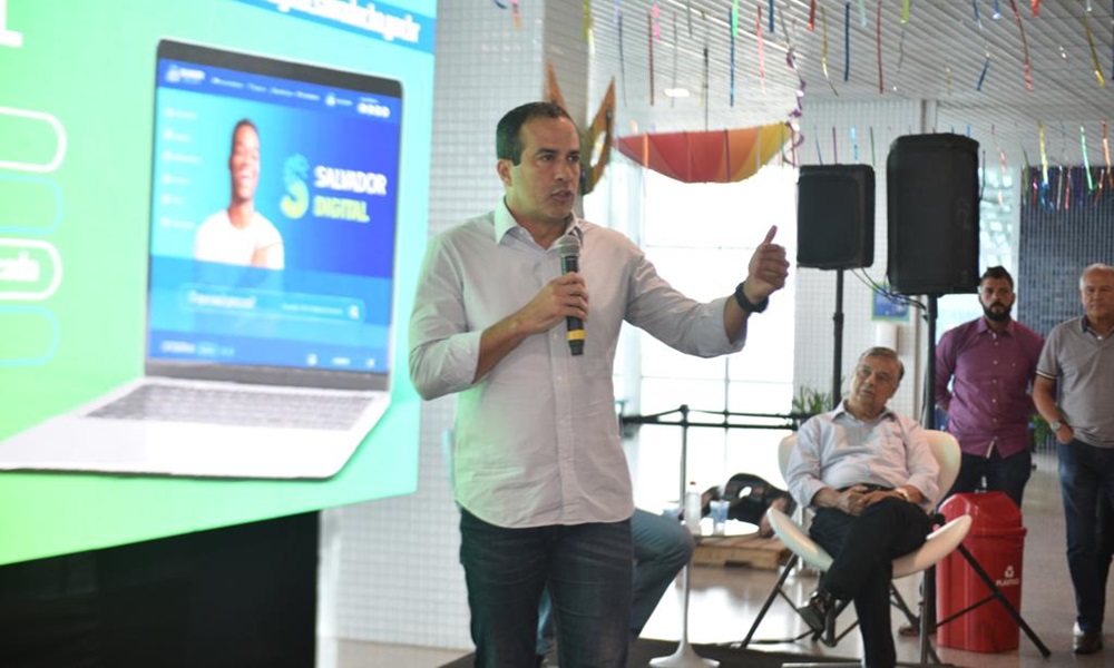 Bruno Reis lança plataforma digital de serviços e WhatsApp para atendimento à população