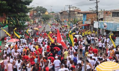 Partidos realizam caminhada em homenagem ao padroeiro de Lauro de Freitas