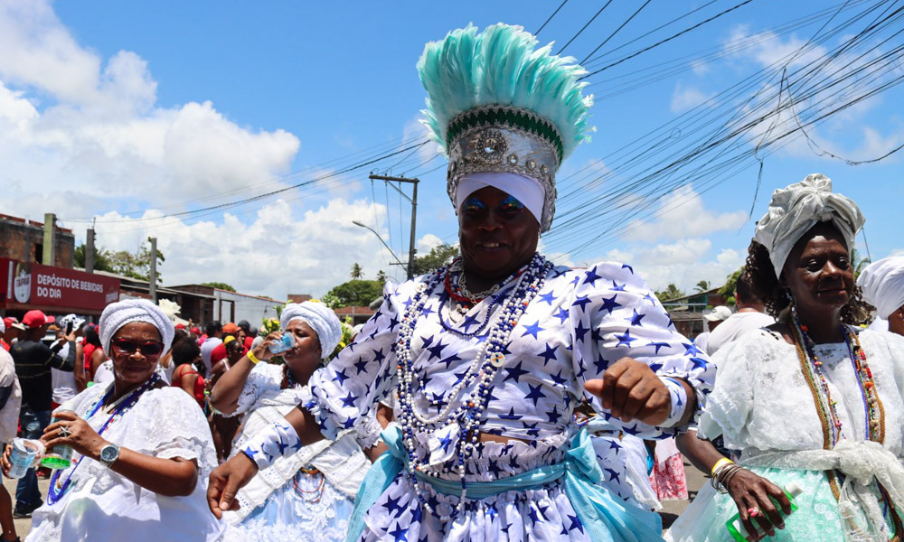 Sol, música e alegria: cortejo em homenagem a Bom Jesus dos Navegantes colore ruas de Jauá
