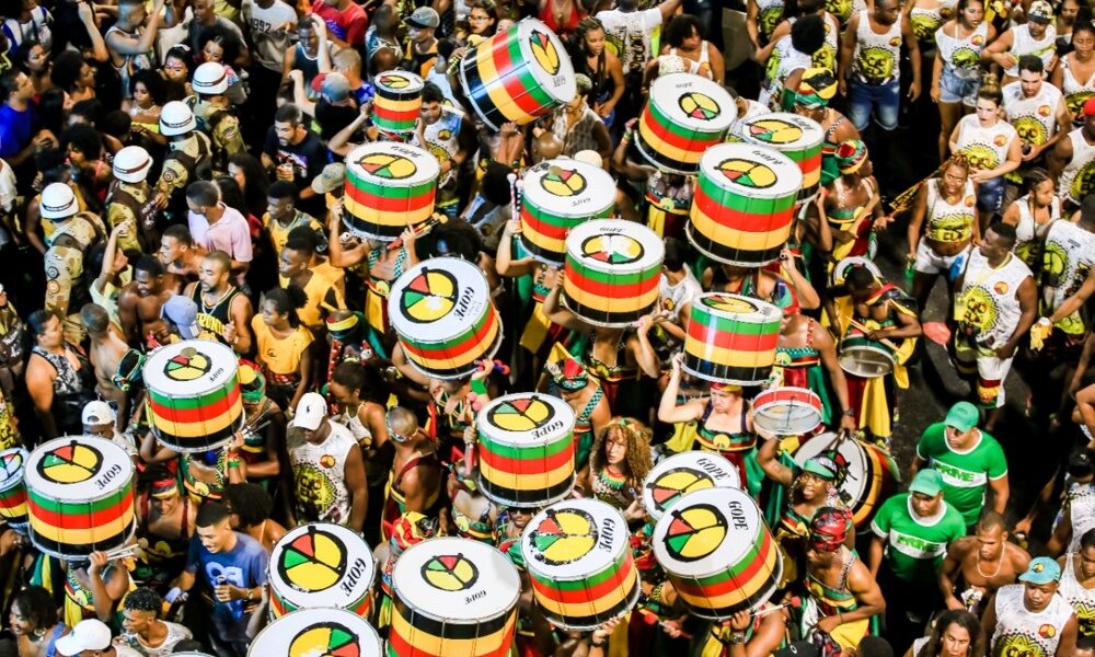 Olodum distribuirá 3.500 cortes de tecido personalizado durante o Carnaval