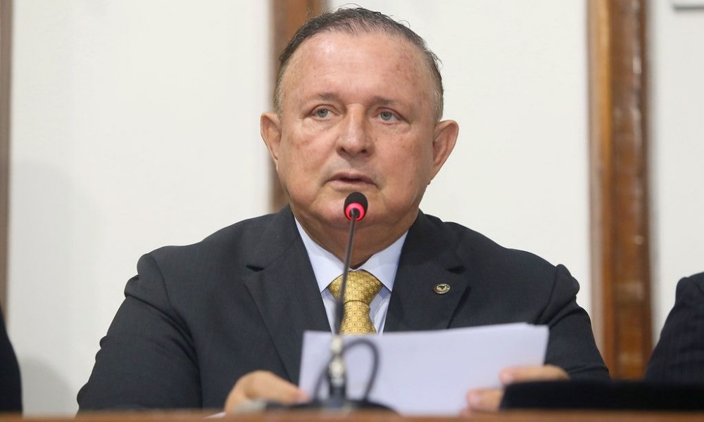 Rio Grande do Sul: Adolfo Menezes convoca deputados para enviar R$ 189 mil ao estado