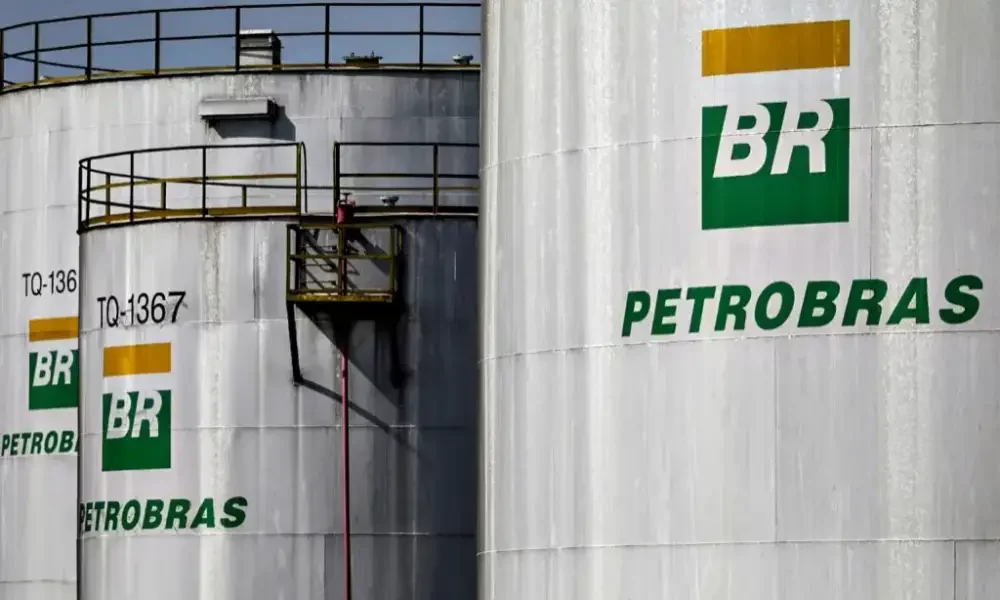 Petrobras anuncia redução no preço da gasolina, diesel e gás de cozinha