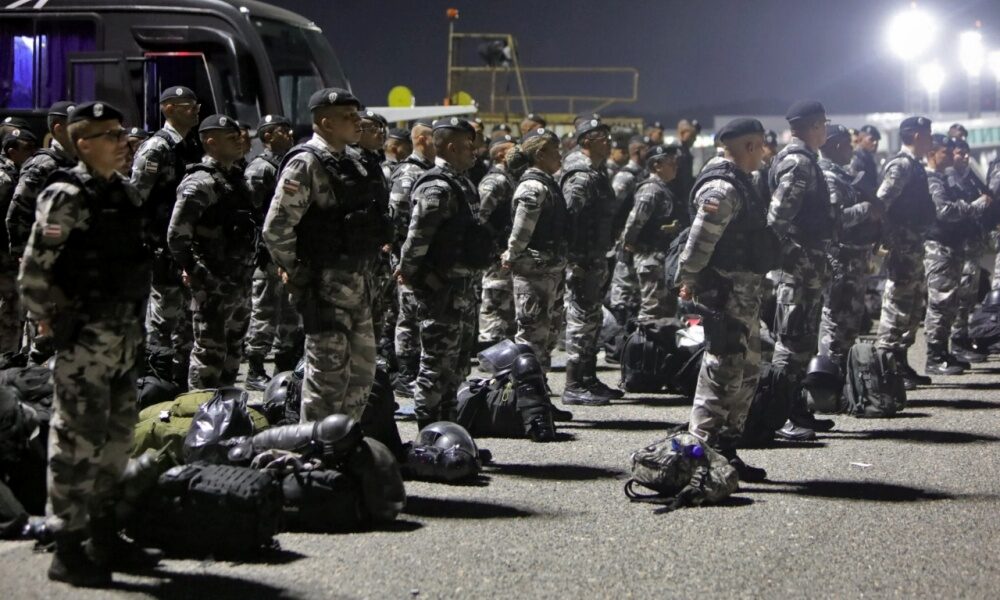 Governo da Bahia envia 70 policiais para Brasília após ataques aos três poderes