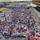 Enfermeiros cobram piso salarial durante protesto em Salvador