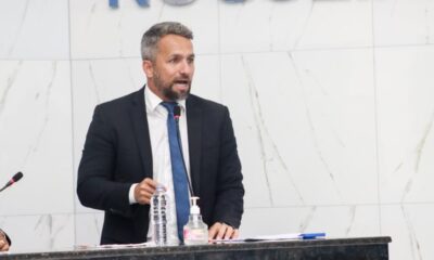 Flávio Matos solicita participação da Prefeitura de Camaçari na negociação sobre a vinda da BYD