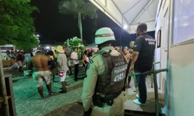 Quatro pessoas são presas em flagrante na primeira noite do Festival de Arembepe